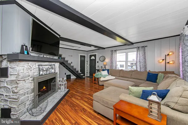 $365,000 | 332 South Fellowship Road, Maple Shade, NJ 08052