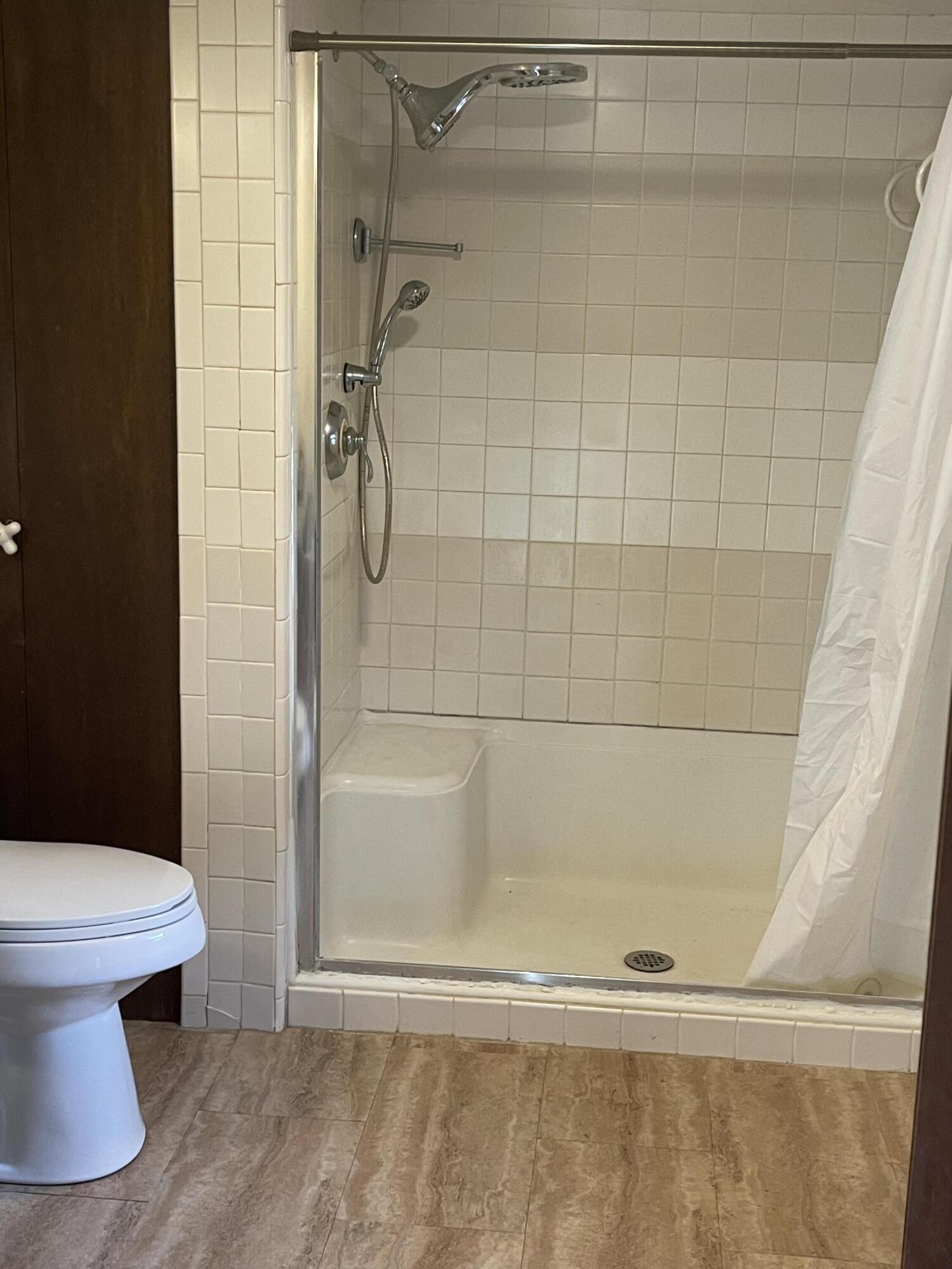 5724 Yellow Mountain Road Roanoke, VA 24014 - Photo 21 of 29 763AD632-2FFC-4348-98C7-7719DE55DE6D