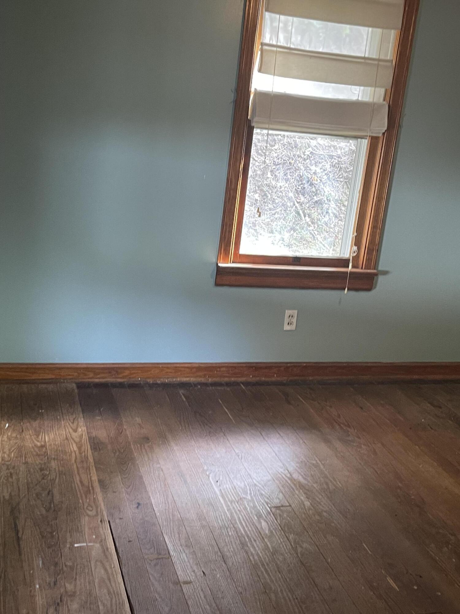 5724 Yellow Mountain Road Roanoke, VA 24014 - Photo 28 of 29 93BA8FC1-AF4D-4041-BAA6-930C40EE5DDC