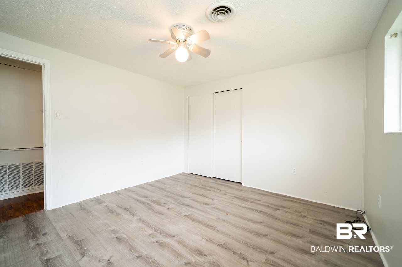 7633 Hoppes Drive Foley, AL 36535 - Photo 12 of 29