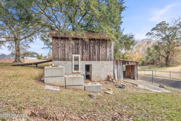 $4,000 | 1401 E Bayou, Lafayette, LA 70508