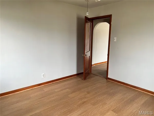 $82,000 | 614 East Tyler Avenue, Litchfield, IL 62056