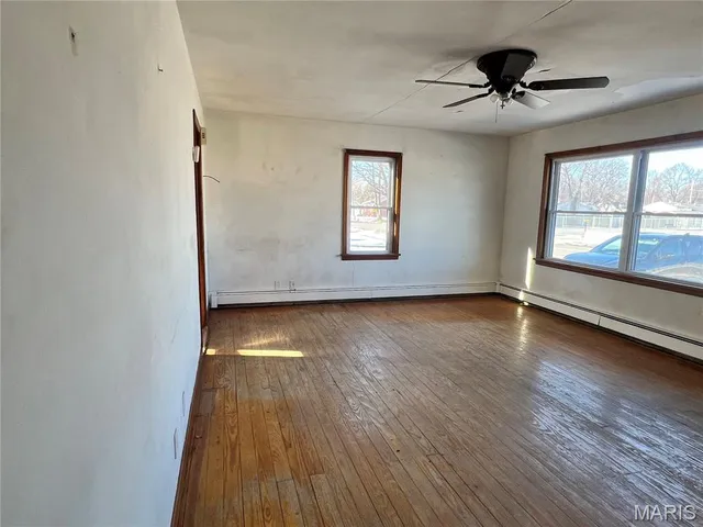 $97,000 | 614 East Tyler Avenue, Litchfield, IL 62056