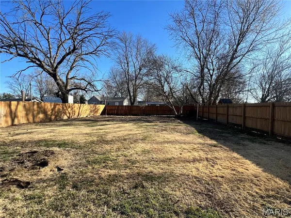 $82,000 | 614 East Tyler Avenue, Litchfield, IL 62056