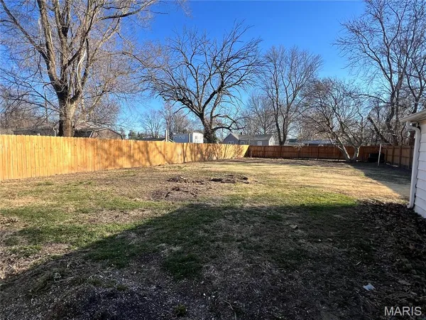 $82,000 | 614 East Tyler Avenue, Litchfield, IL 62056