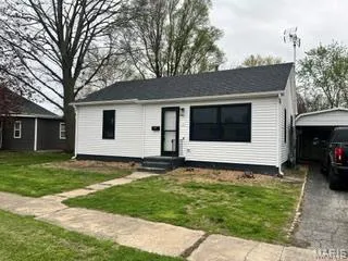 $82,000 | 614 East Tyler Avenue, Litchfield, IL 62056