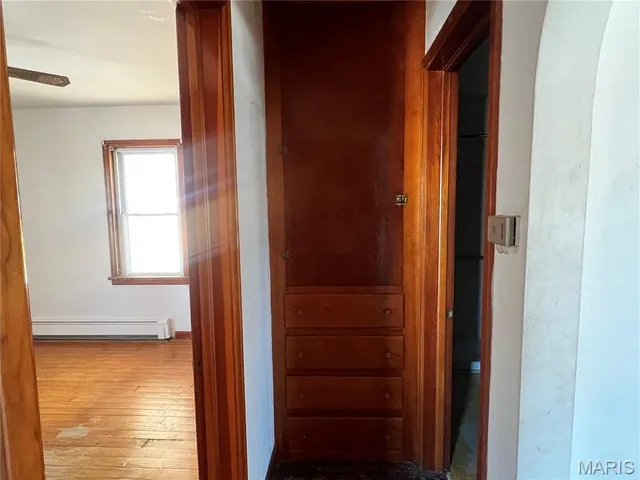 $97,000 | 614 East Tyler Avenue, Litchfield, IL 62056