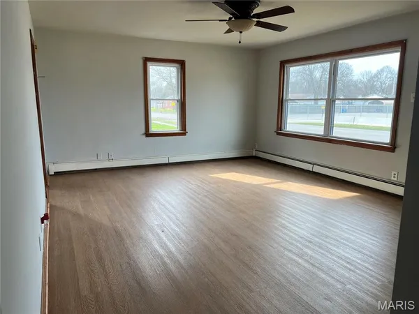 $82,000 | 614 East Tyler Avenue, Litchfield, IL 62056