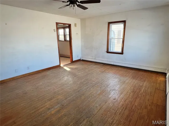 $97,000 | 614 East Tyler Avenue, Litchfield, IL 62056