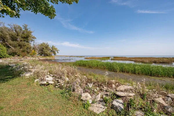 $579,500 | 5286 County Highway North, Oconto, WI 54153