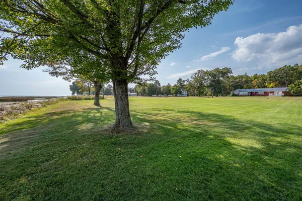 $579,500 | 5286 County Highway North, Oconto, WI 54153
