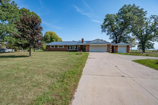 $579,500 | 5286 County Highway North, Oconto, WI 54153