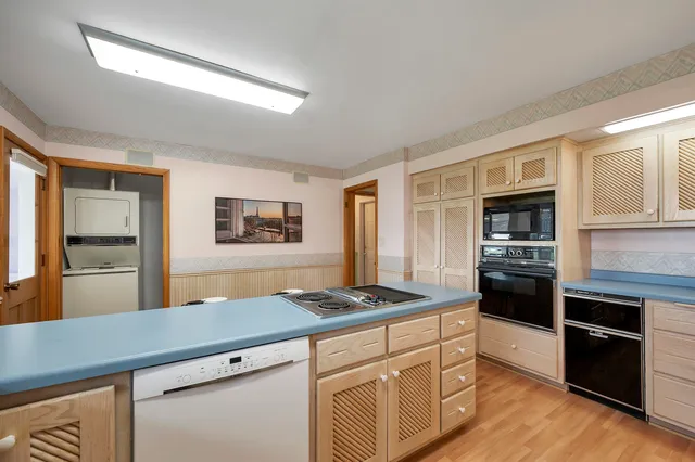 $579,500 | 5286 County Highway North, Oconto, WI 54153