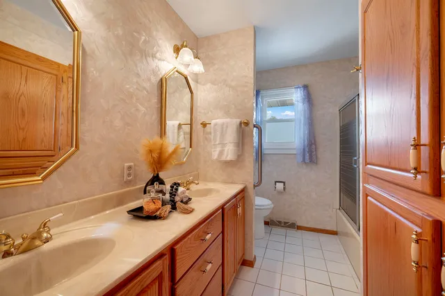 $579,500 | 5286 County Highway North, Oconto, WI 54153