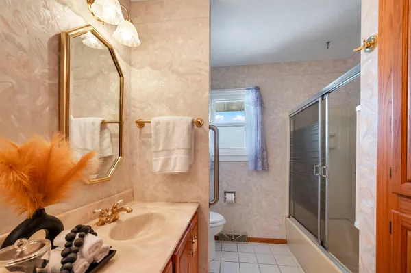 $579,500 | 5286 County Highway North, Oconto, WI 54153