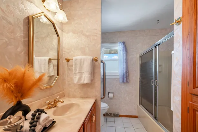 $579,500 | 5286 County Highway North, Oconto, WI 54153