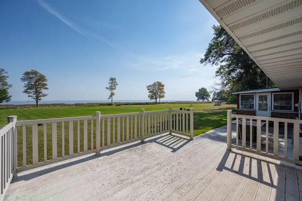 $579,500 | 5286 County Highway North, Oconto, WI 54153