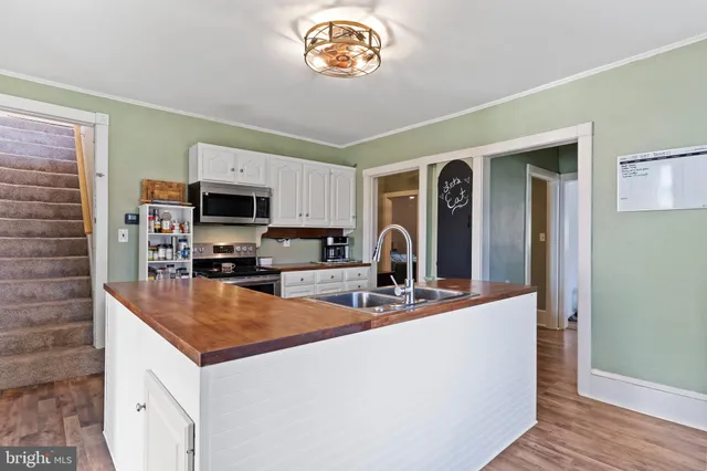 $285,000 | 1447 Scotland Avenue, Chambersburg, PA 17201