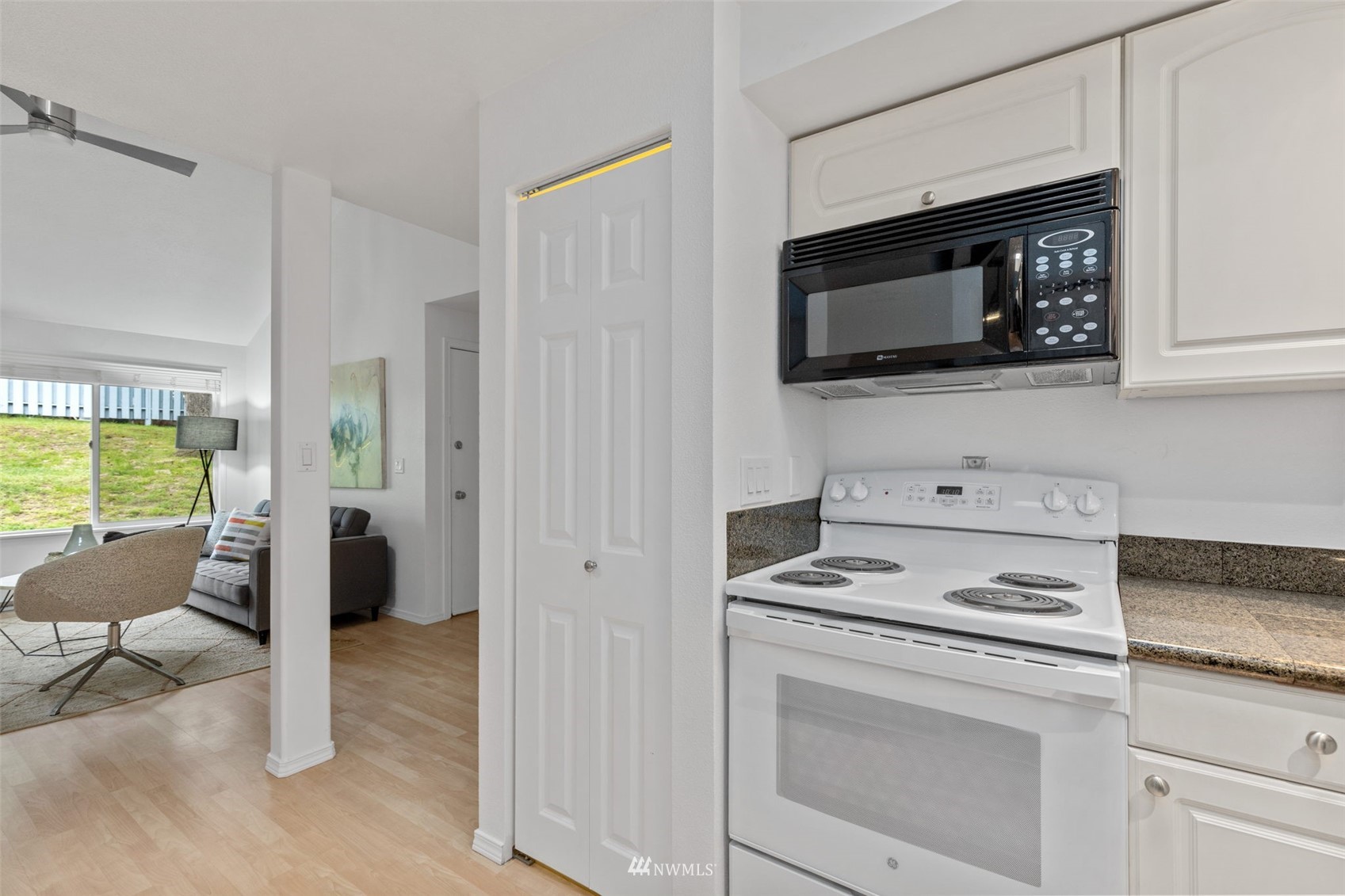 4308 Northeast Sunset Boulevard, Unit Z3 Renton, WA 98059 - Photo 9 of 27 Gallery Image 9