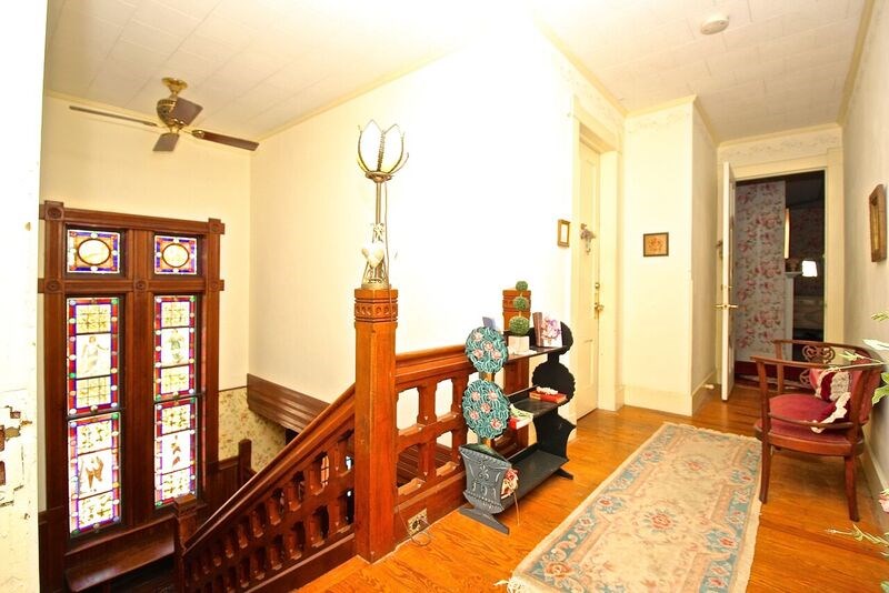 19 Old Beach Road Newport, RI 02840 - Photo 26 of 48 2nd Floor Landing