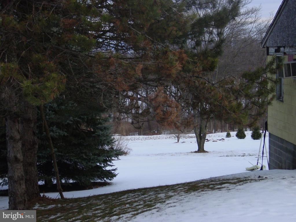 610 Ridge Avenue Ephrata, PA 17522 - Photo 2 of 4 Gallery Image 2