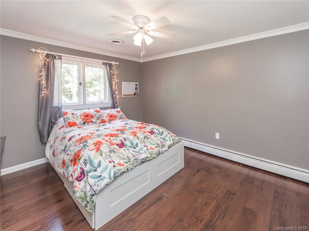 2118 Miranda Road Charlotte, NC 28216 - Photo 15 of 36 Gallery Image 15