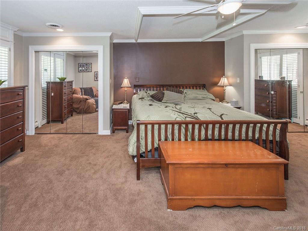 2118 Miranda Road Charlotte, NC 28216 - Photo 17 of 36 Gallery Image 17