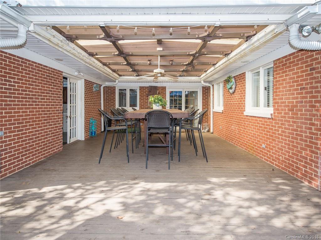 2118 Miranda Road Charlotte, NC 28216 - Photo 21 of 36 Gallery Image 21
