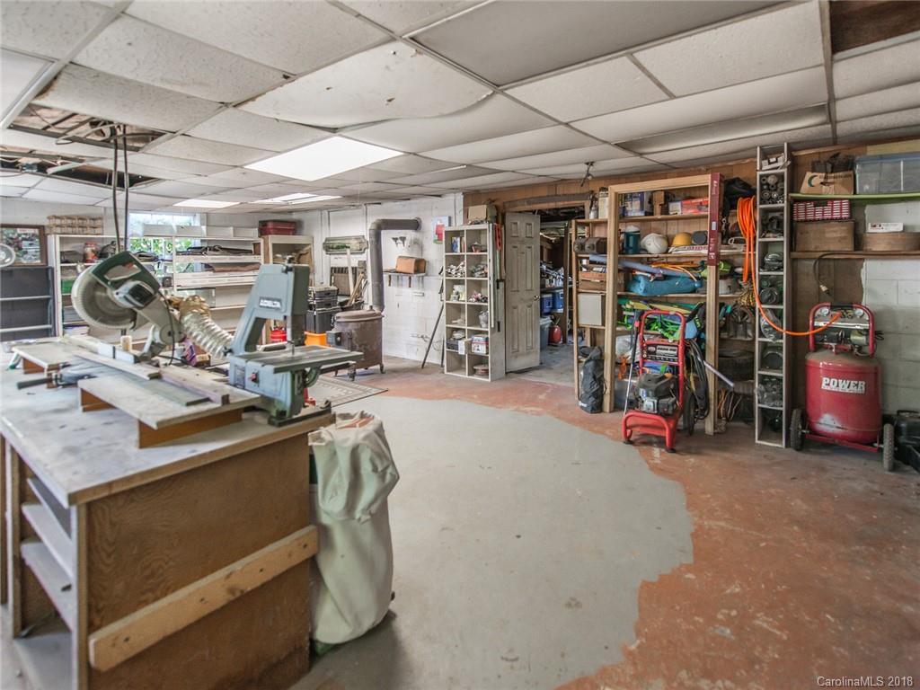 2118 Miranda Road Charlotte, NC 28216 - Photo 24 of 36 Gallery Image 24