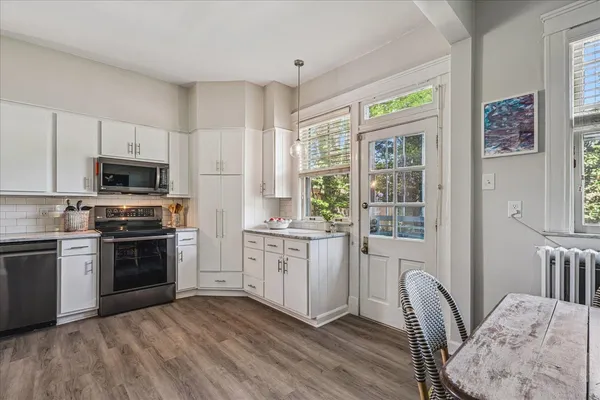 $425,000 | 1968 Nelson Avenue, Memphis, TN 38104