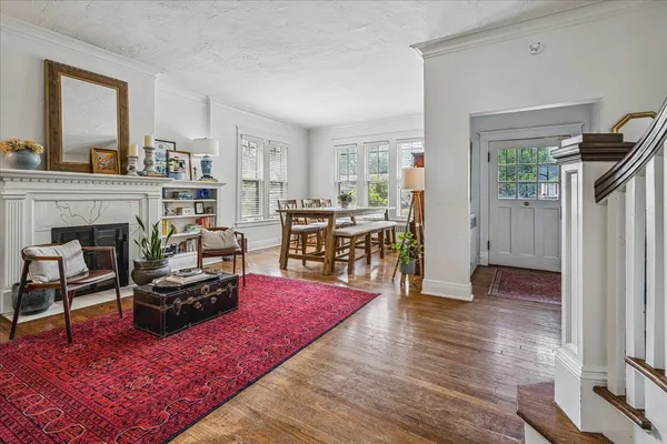 $425,000 | 1968 Nelson Avenue, Memphis, TN 38104