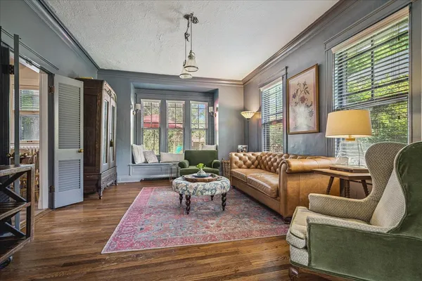 $425,000 | 1968 Nelson Avenue, Memphis, TN 38104