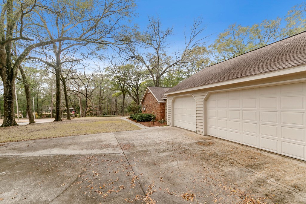 2000 Deerpath Road Dothan, AL 36303 - Photo 60 of 61
