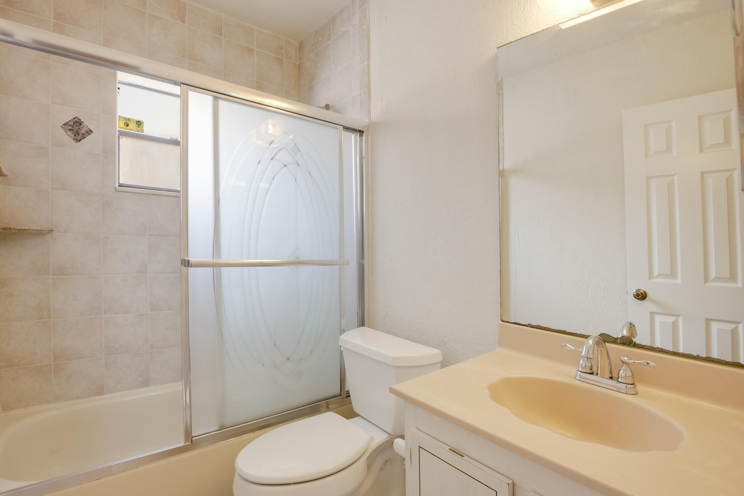 21243 Escondido Way North Boca Raton, FL 33433 - Photo 32 of 42 2nd full bath
