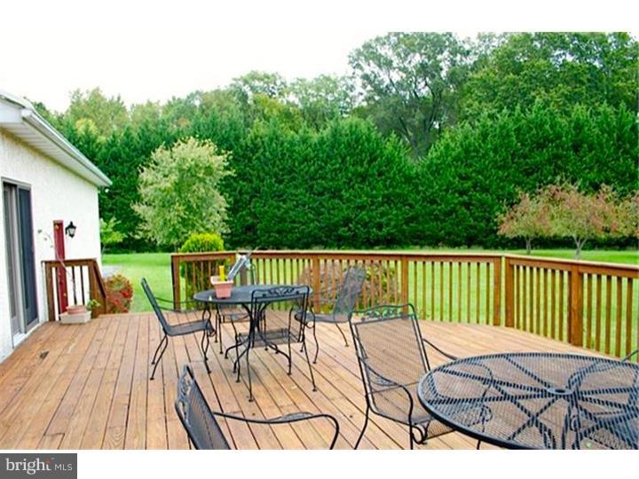 333 Money Road Townsend, DE 19734 - Photo 18 of 22 Deck