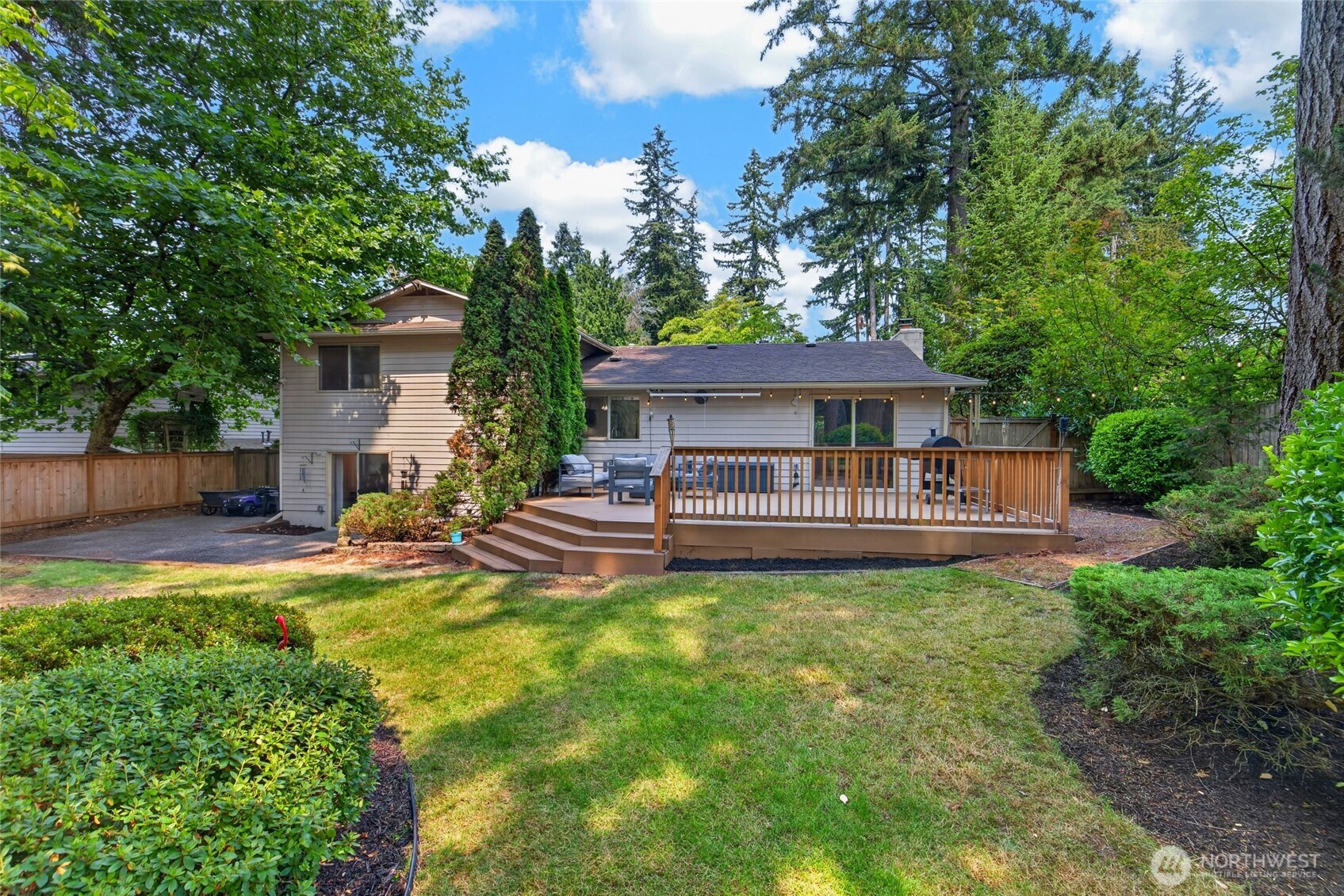 402 170th Place Southwest Bothell, WA 98012 - Photo 36 of 40 Gallery Image 36