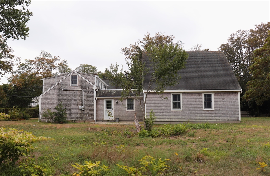 385 Bridge Road Eastham, MA 02642 - Photo 9 of 41