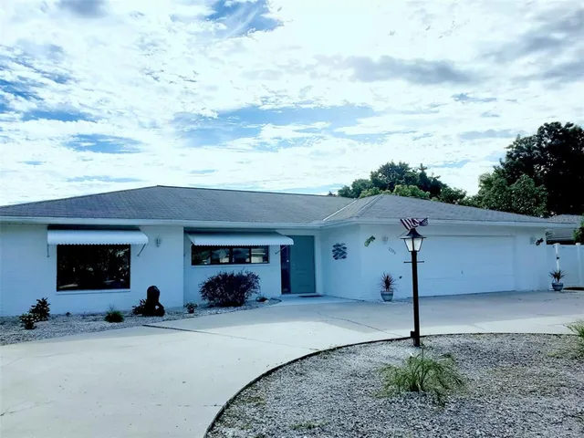 $4,000 | 2203 43rd Street West, Bradenton, FL 34205