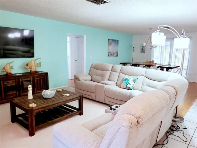 $4,000 | 2203 43rd Street West, Bradenton, FL 34205