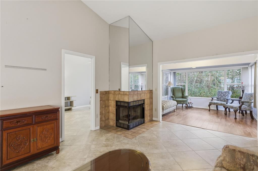 832 Southwest 50th Way Gainesville, FL 32607 - Photo 10 of 27