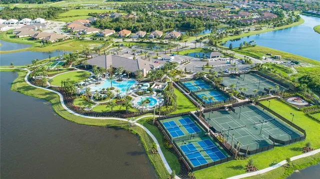 $469,000 | 5237 Savino Circle, Palmetto, FL 34221