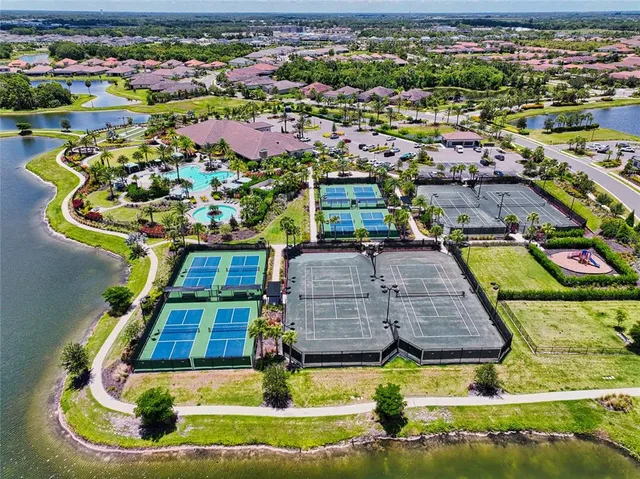 $469,000 | 5237 Savino Circle, Palmetto, FL 34221