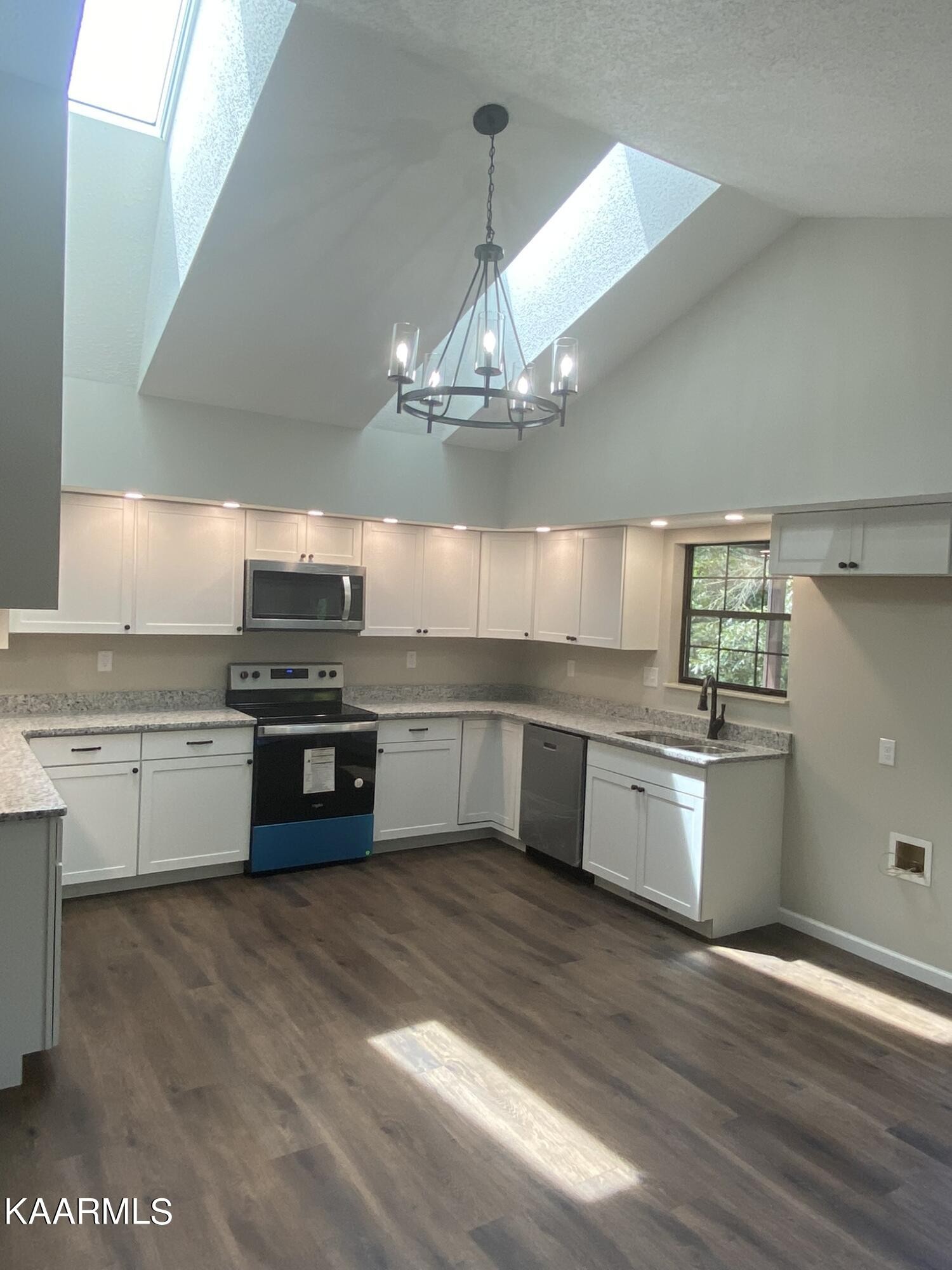 3636 Huffs Ferry Road Loudon, TN 37774 - Photo 4 of 26 Gallery Image 4