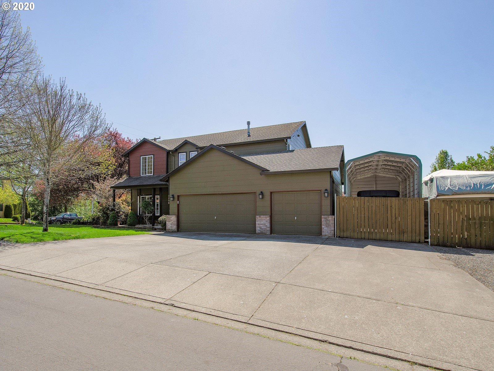 4896 R Drive Washougal, WA 98671 - Photo 2 of 32 Gallery Image 2