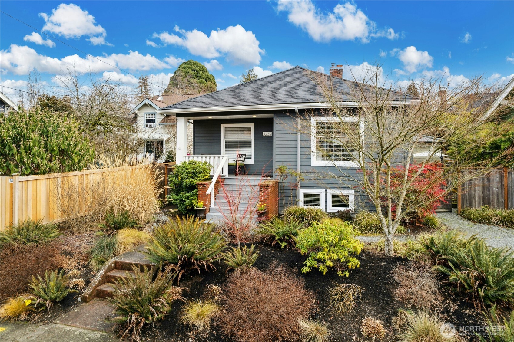 3232 37th Avenue South Seattle, WA 98144 - Photo 2 of 39 Gallery Image 2