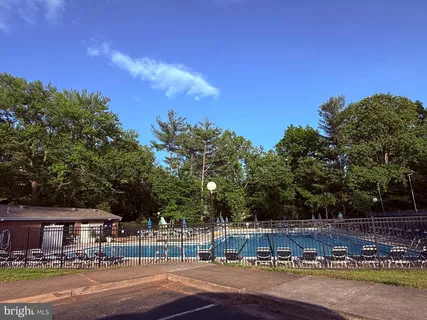 $625,000 | 9636 Westport Lane, Burke, VA 22015