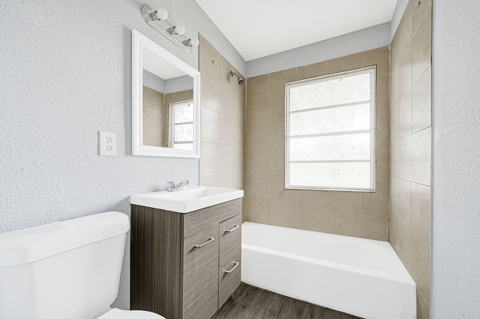 3910 Ward Street Houston, TX 77021 - Photo 3 of 21