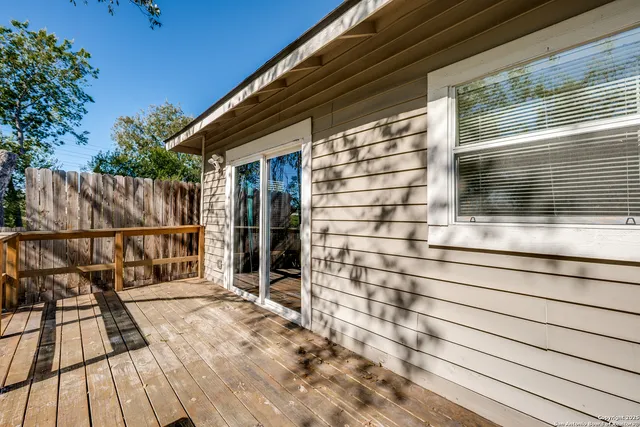 $1,395 | 312 Arlington Court, Unit 102, San Antonio, TX 78210