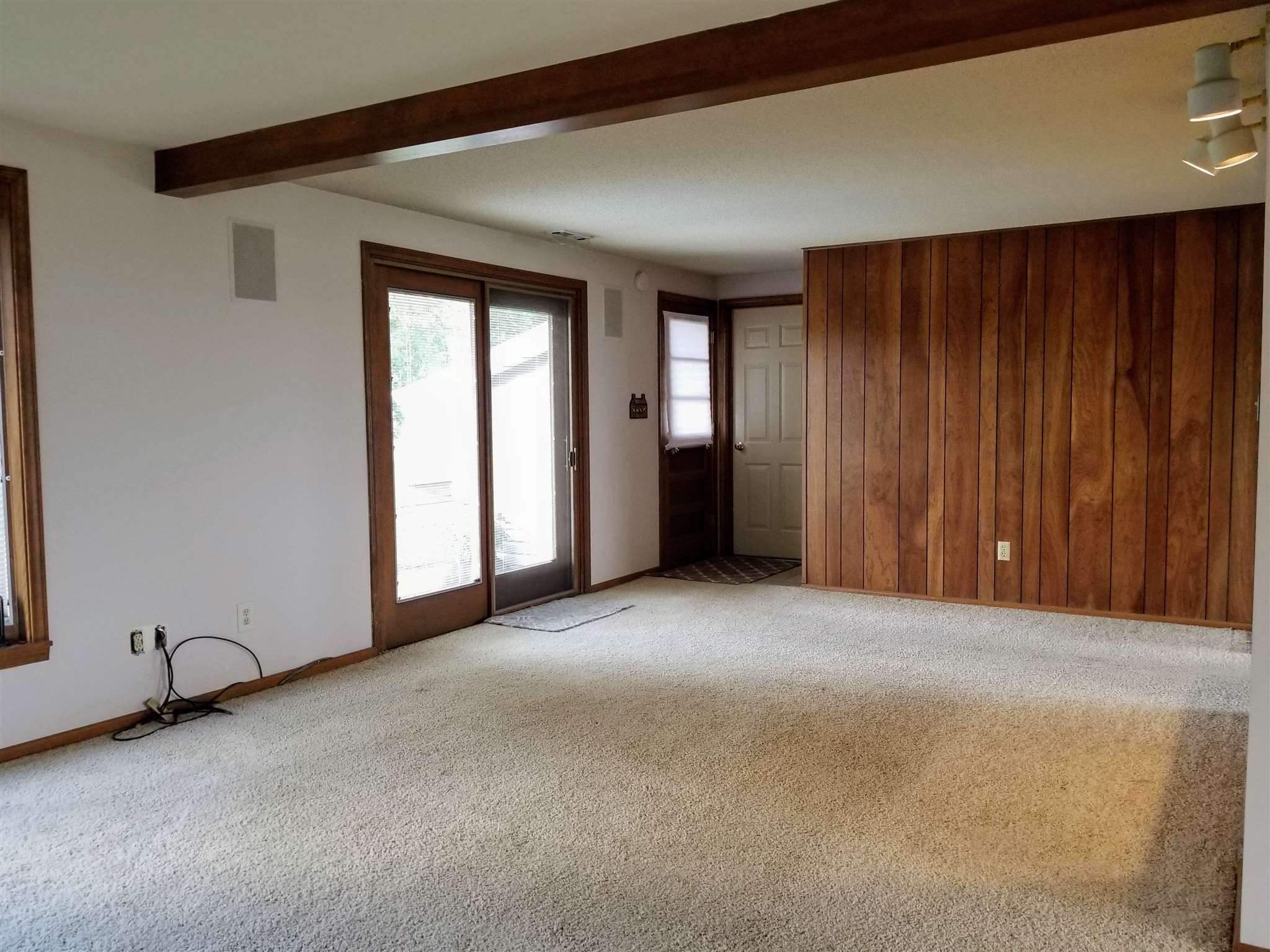 20216 Notestine Road Woodburn, IN 46797 - Photo 11 of 31