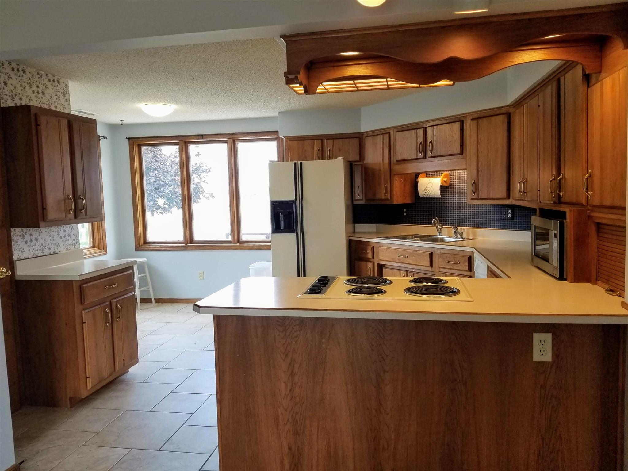 20216 Notestine Road Woodburn, IN 46797 - Photo 7 of 31